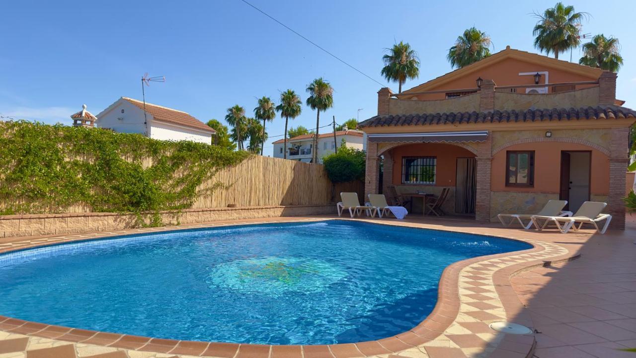 Chalet El Parral - Piscina Y Sala De Cine Málaga Dış mekan fotoğraf