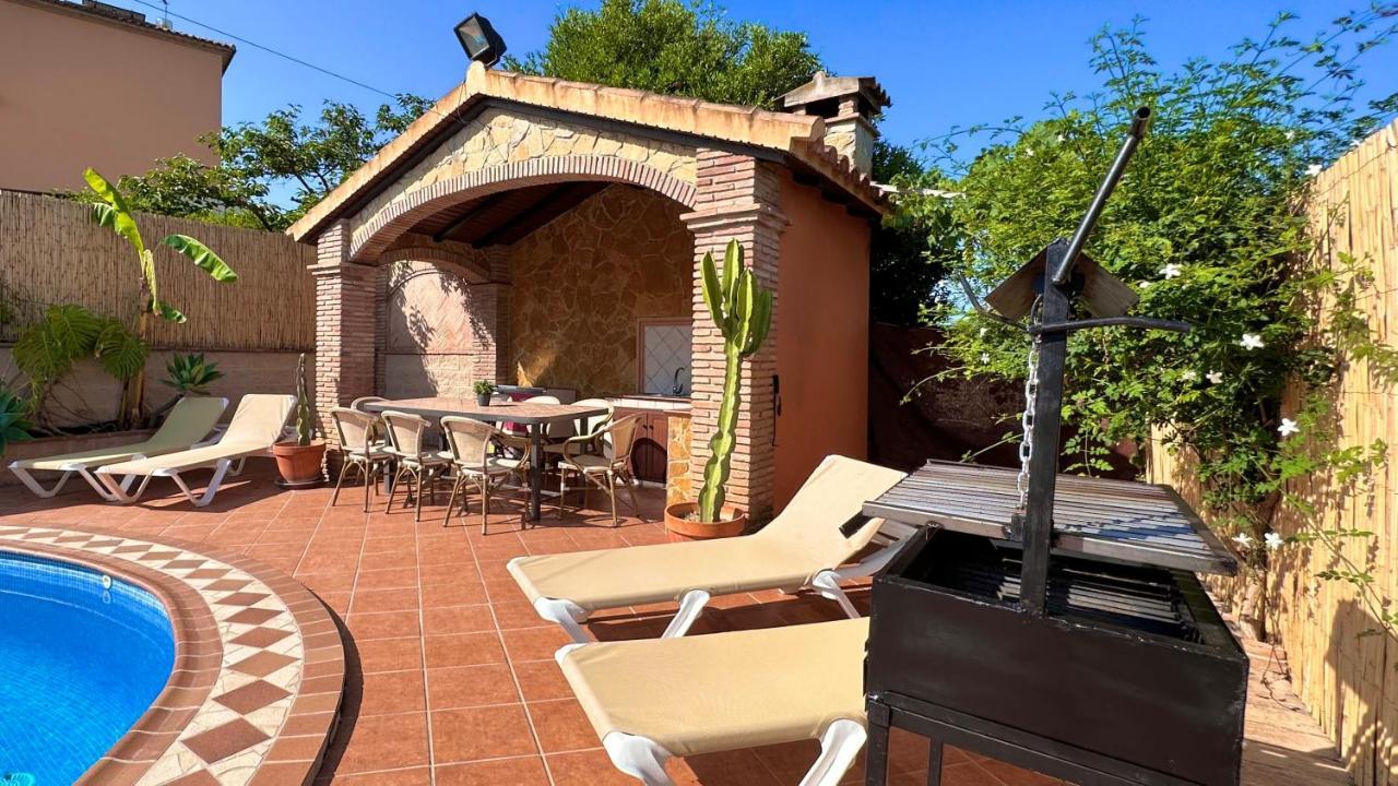 Chalet El Parral - Piscina Y Sala De Cine Málaga Dış mekan fotoğraf